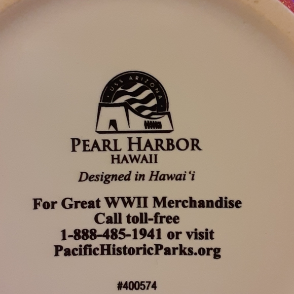 Beautiful official Pearl Harbor mug - Picture 6 of 6